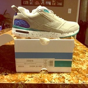 Brooks 1999 Fusion 11.5 11 1/2 New in Box! $140